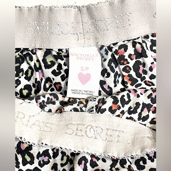 VS  Victoria’s Secret  Colorful Animal Print, Ruffle Edge  Sleep Shorts - Picture 9 of 11